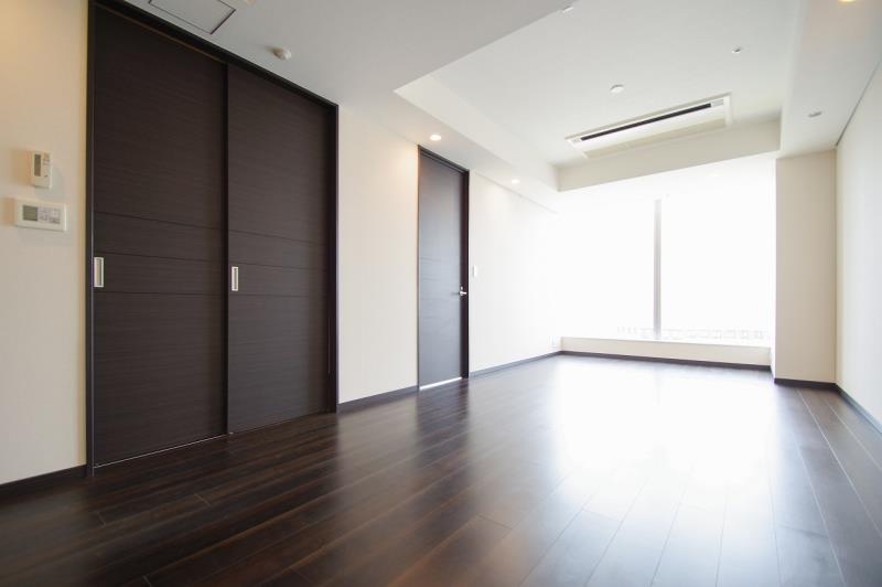 property_interior1_filename