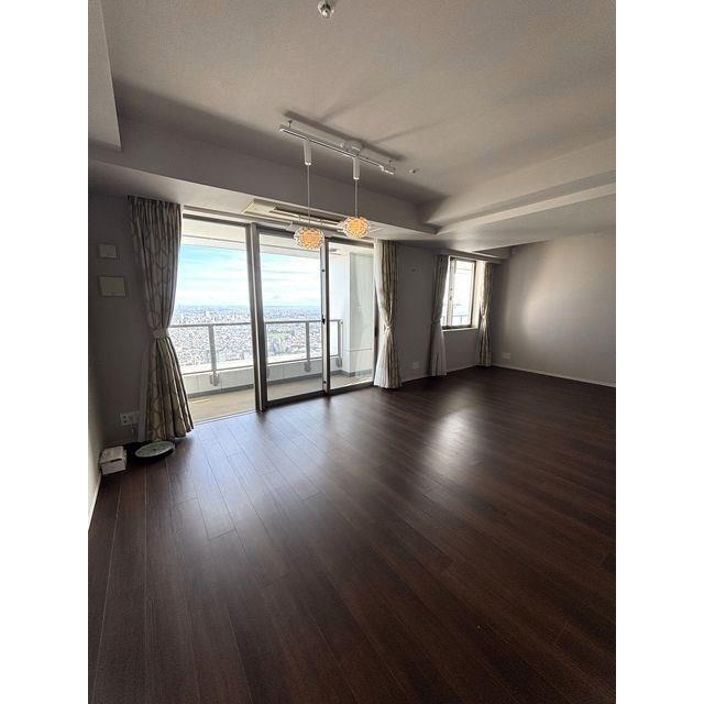 property_interior1_filename