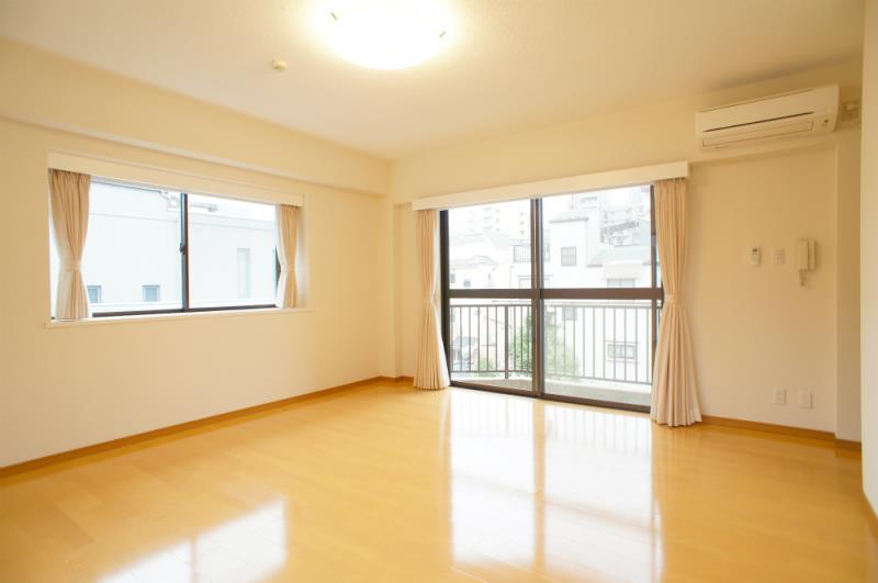 property_interior1_filename