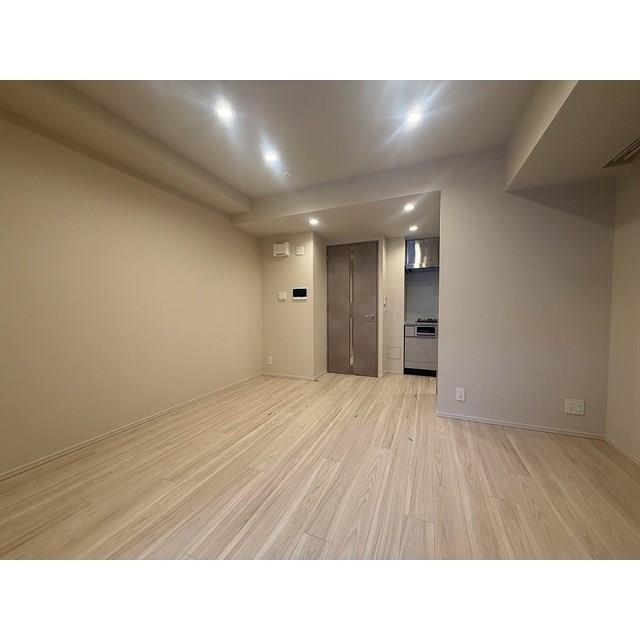 property_interior2_filename