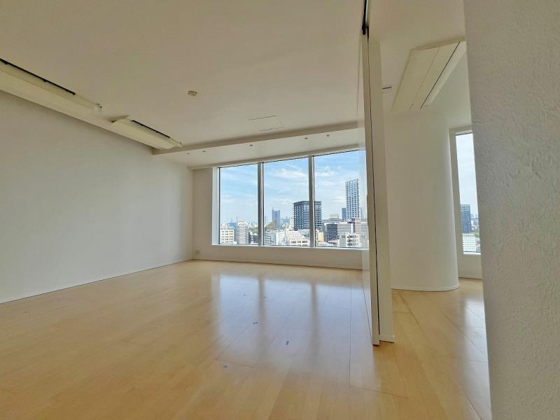 property_interior1_filename