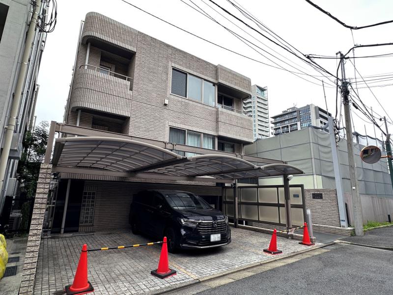 building_exterior_filename