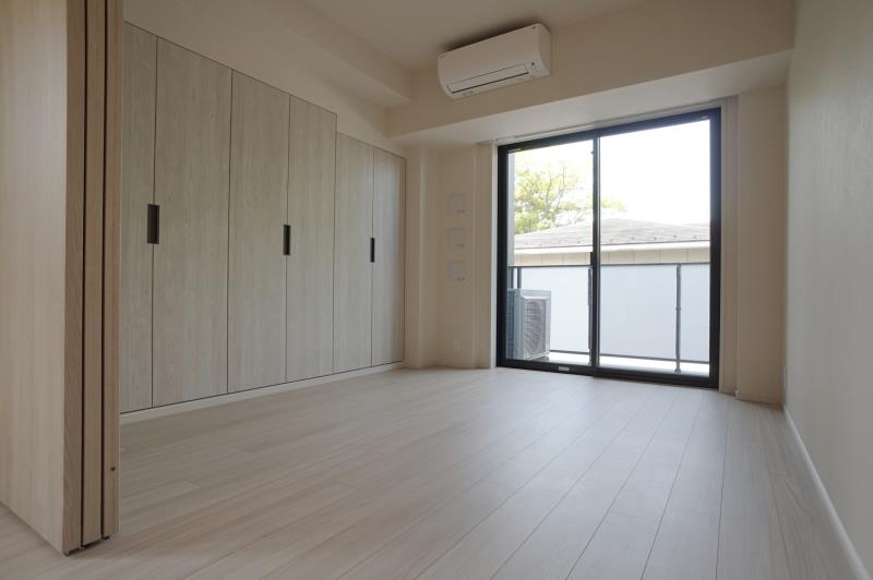 property_interior2_filename