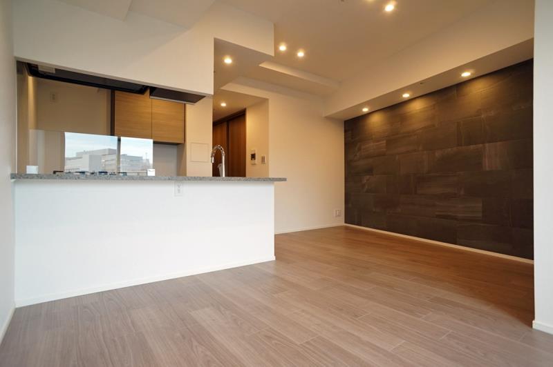 property_interior2_filename