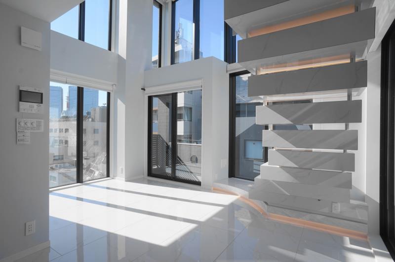 property_interior1_filename