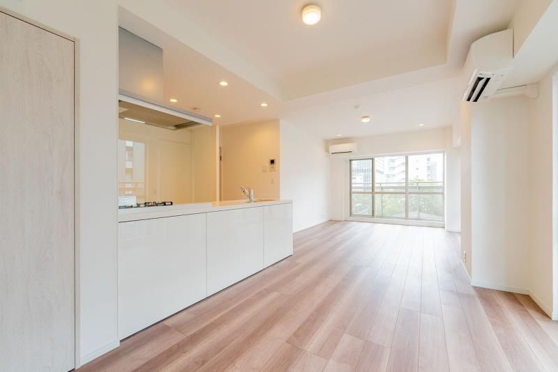 property_interior2_filename