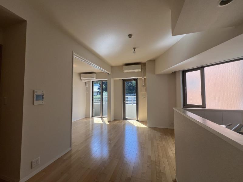 property_interior1_filename