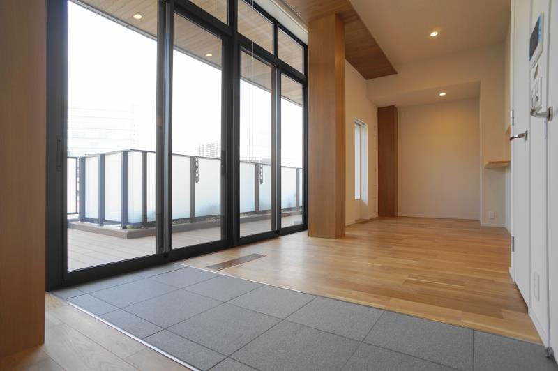 property_interior1_filename