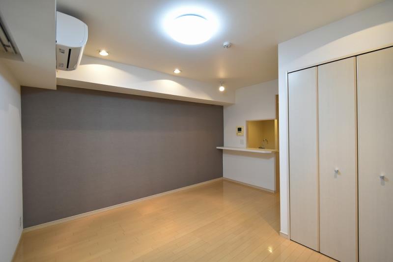 property_interior2_filename