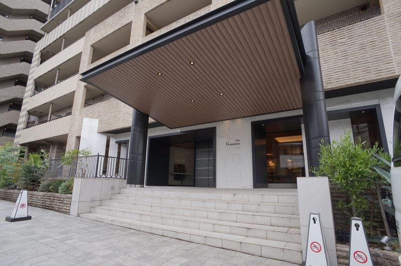 building_exterior2_filename