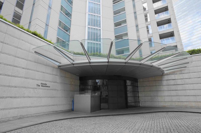 building_exterior2_filename