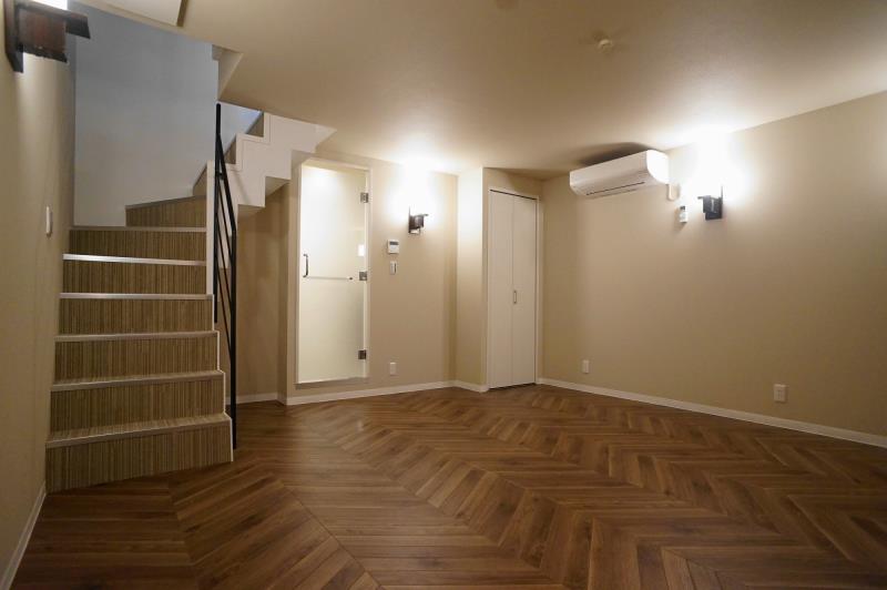 property_interior2_filename