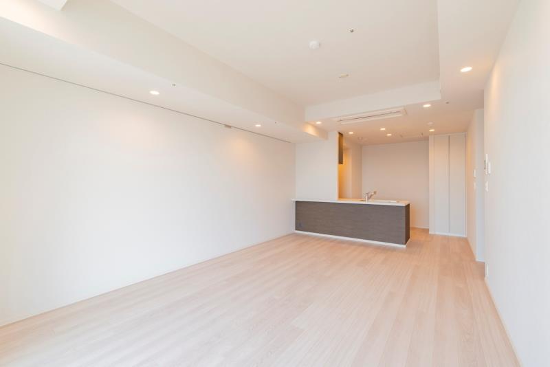 property_interior2_filename
