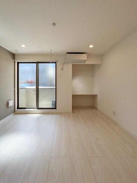 property_interior1_filename