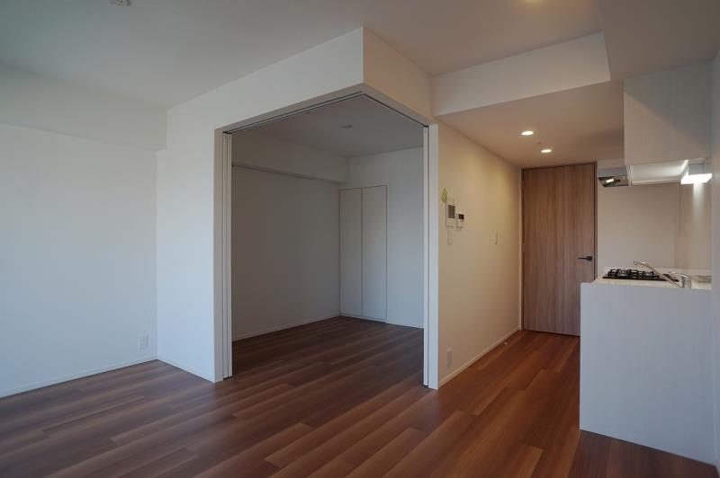 property_interior2_filename