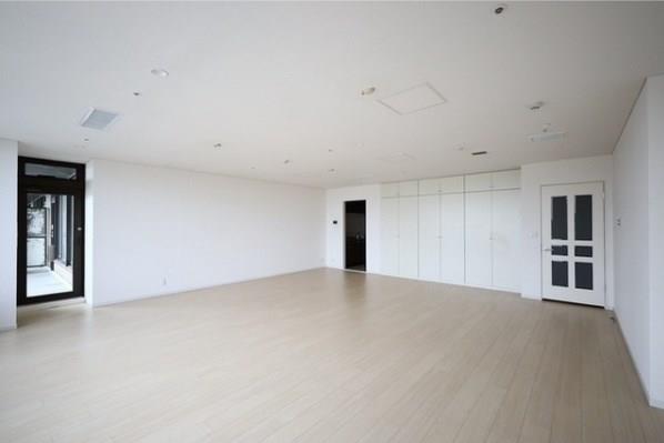 property_interior1_filename