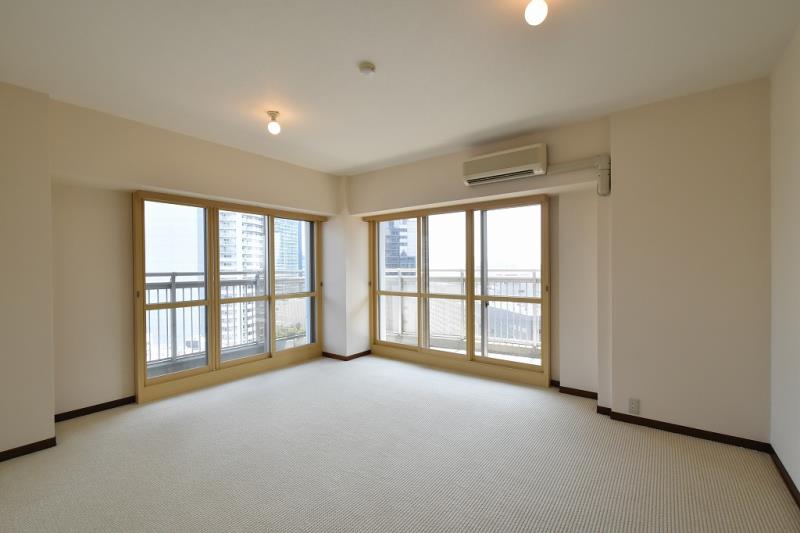property_interior1_filename