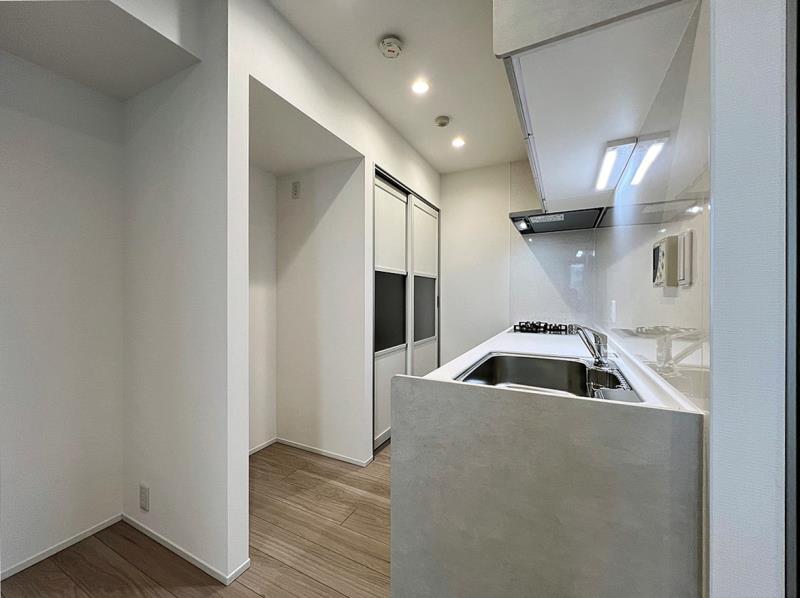 property_interior2_filename