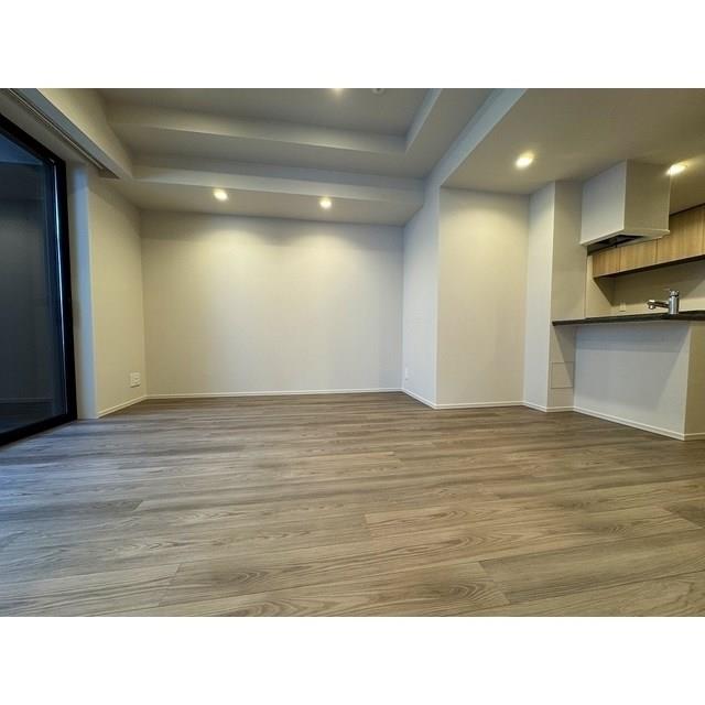 property_interior1_filename
