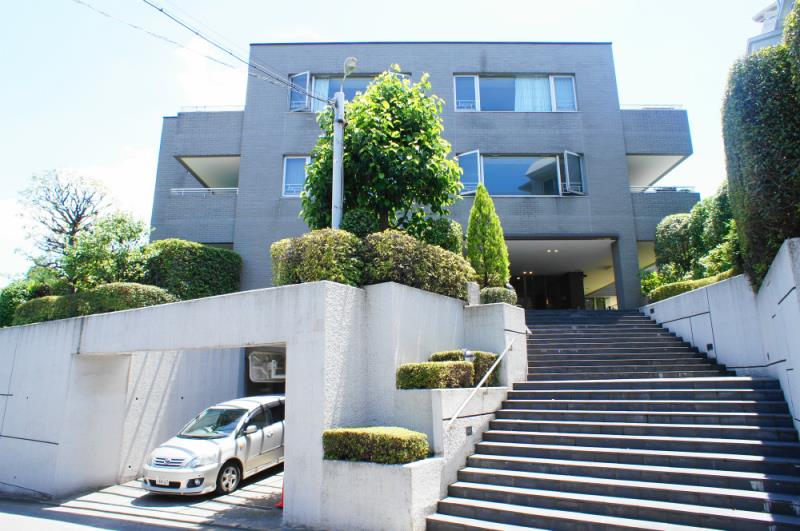 building_exterior_filename