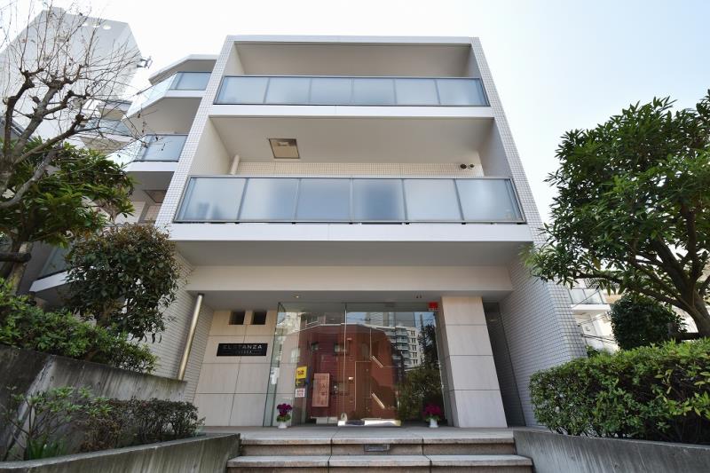 building_exterior_filename