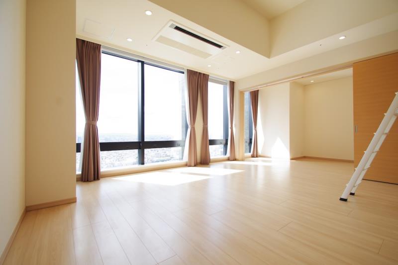 property_interior1_filename