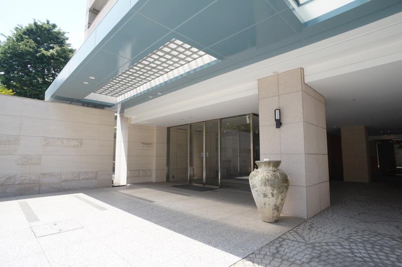 building_exterior2_filename