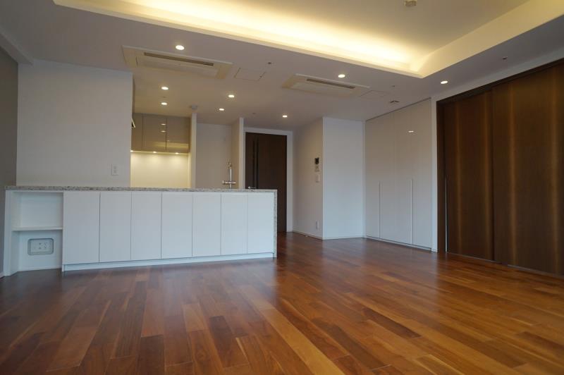 property_interior1_filename