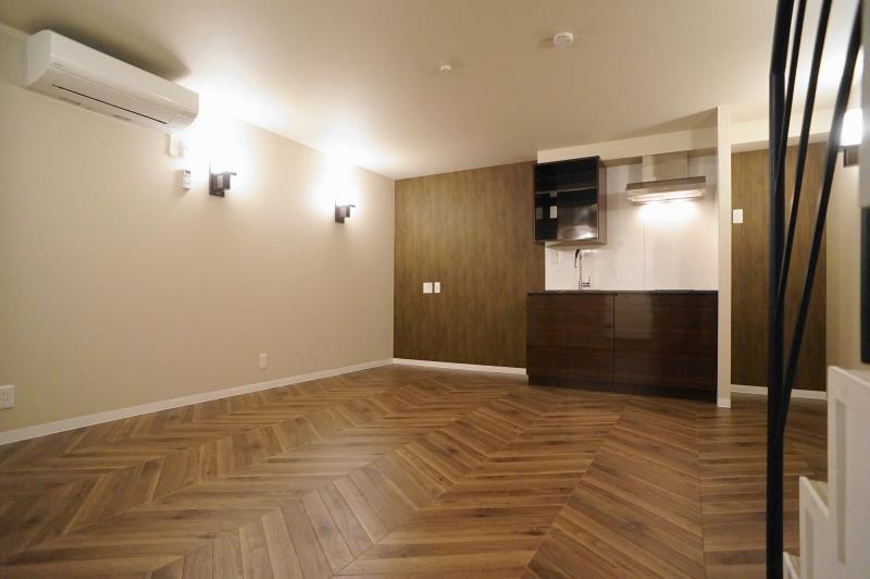 property_interior1_filename
