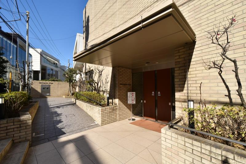 building_exterior2_filename